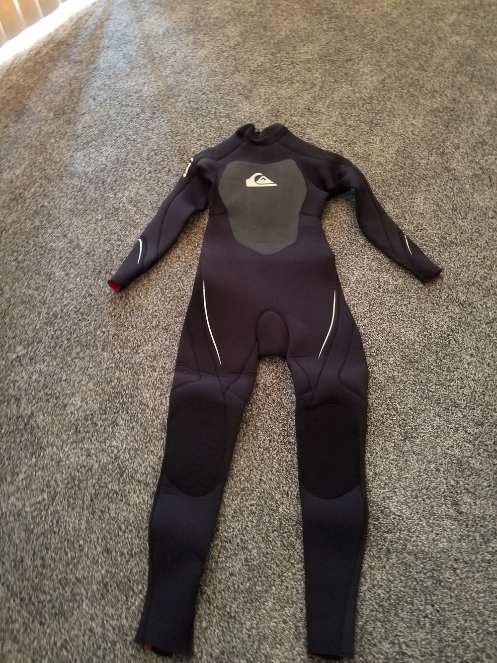 Quiksilver Black and Gray One-Piece Wetsuit, Juniors Size 12, Worn Once